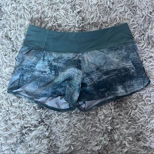 Lululemon Speed Up Shorts 2.5”